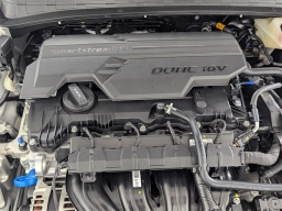 Hyundai Elantra SE IVT 2025