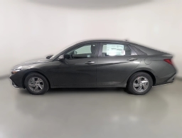 Hyundai Elantra SE IVT 2025