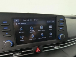 Hyundai Elantra SE IVT 2025