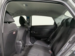 Hyundai Elantra SE IVT 2025