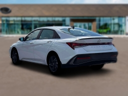 Hyundai Elantra SEL Sport IVT 2026