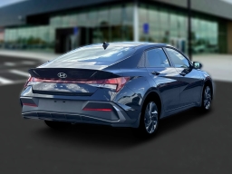 Hyundai Elantra SEL Sport IVT 2026