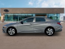 Hyundai Elantra SEL Sport IVT 2025