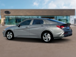 Hyundai Elantra SEL Sport IVT 2025