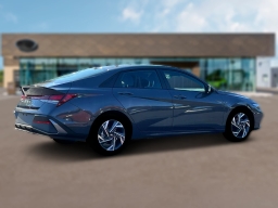 Hyundai Elantra SEL Sport IVT 2025
