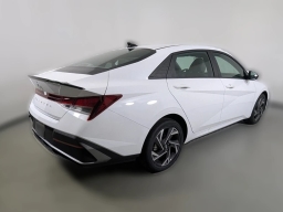 Hyundai Elantra SEL Sport IVT 2025