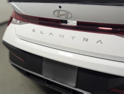 Hyundai Elantra SEL Sport IVT 2025