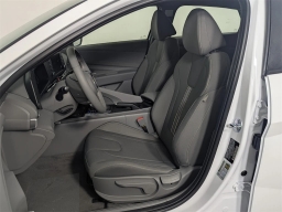 Hyundai Elantra SEL Sport IVT 2025