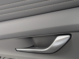 Hyundai Elantra SEL Sport IVT 2025