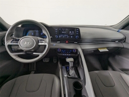 Hyundai Elantra SEL Sport IVT 2025