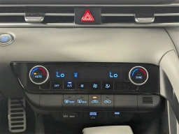 Hyundai Elantra SEL Sport IVT 2025