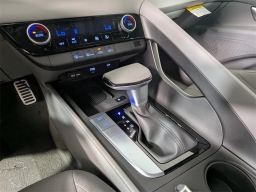 Hyundai Elantra SEL Sport IVT 2025
