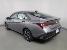 Hyundai Elantra SEL Sport IVT 2025