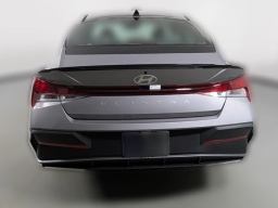Hyundai Elantra SEL Sport IVT 2025
