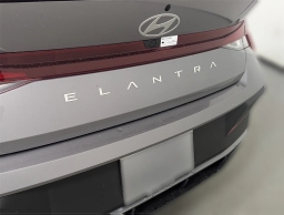 Hyundai Elantra SEL Sport IVT 2025