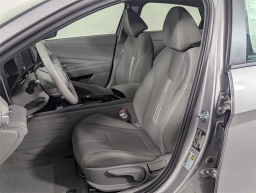 Hyundai Elantra SEL Sport IVT 2025