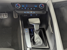Hyundai Elantra SEL Sport IVT 2025