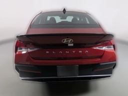 Hyundai Elantra SEL Sport IVT 2025