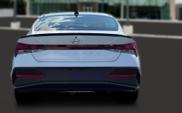 Hyundai Elantra SEL Sport IVT 2026