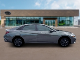 Hyundai Elantra SEL Sport IVT 2026