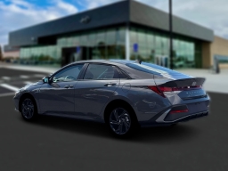 Hyundai Elantra SEL Sport IVT 2026