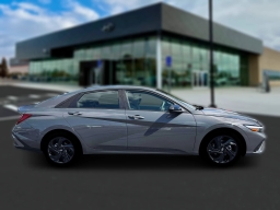 Hyundai Elantra SEL Sport IVT 2026