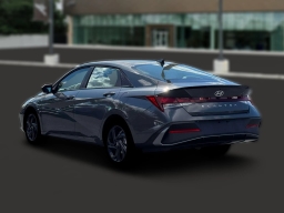 Hyundai Elantra SEL Sport IVT 2026