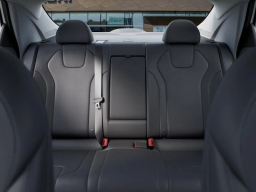 Hyundai Elantra Limited IVT 2026