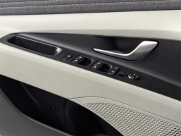 Hyundai Elantra Limited IVT 2025