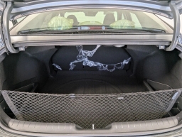 Hyundai Elantra Limited IVT 2025