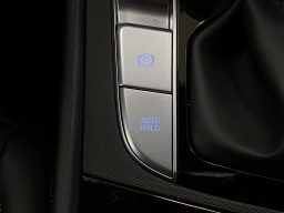 Hyundai Elantra Limited IVT 2026