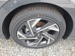 Hyundai Elantra Limited IVT 2026