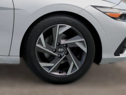 Hyundai Elantra SEL Sport Premium IVT 2026