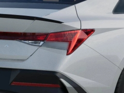 Hyundai Elantra SEL Sport Premium IVT 2026