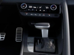 Hyundai Elantra SEL Sport Premium IVT 2026