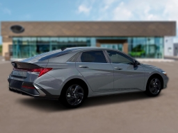 Hyundai Elantra SEL Sport Premium IVT 2026