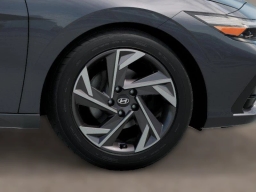 Hyundai Elantra SEL Sport Premium IVT 2026