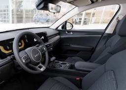 Kia K5 LXS Auto FWD 2026