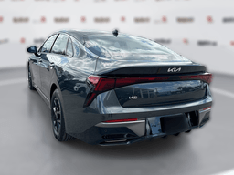 Kia K5 LXS Auto FWD 2026