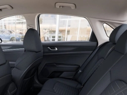 Kia K5 LXS Auto FWD 2026