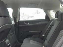 Kia K5 LXS Auto FWD 2026