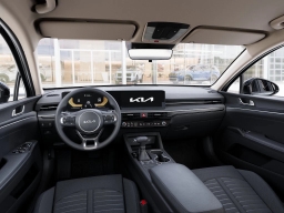 Kia K5 LXS Auto FWD 2026