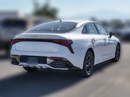 Kia K5 LXS Auto FWD 2026