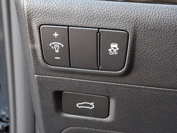 Kia K5 LXS Auto FWD 2026