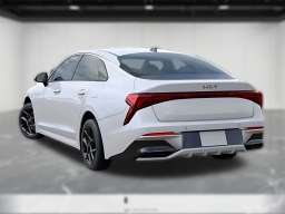 Kia K5 LXS Auto FWD 2026