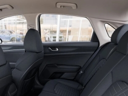 Kia K5 LXS Auto FWD 2026