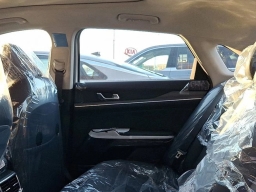 Kia K5 EX Auto FWD 2025