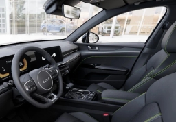 Kia K5 GT DCT FWD 2026