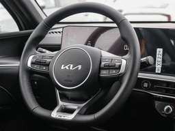 Kia K5 GT DCT FWD 2026