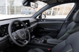 Kia K5 GT DCT FWD 2026